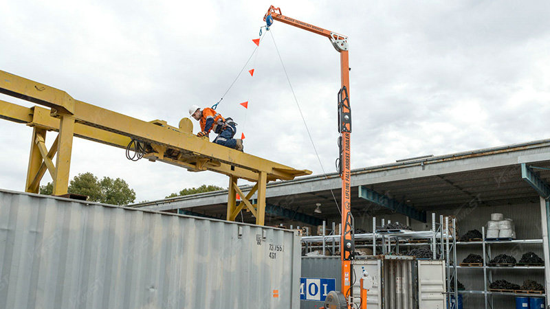 Wheeled folding high-altitude anti fall protection device